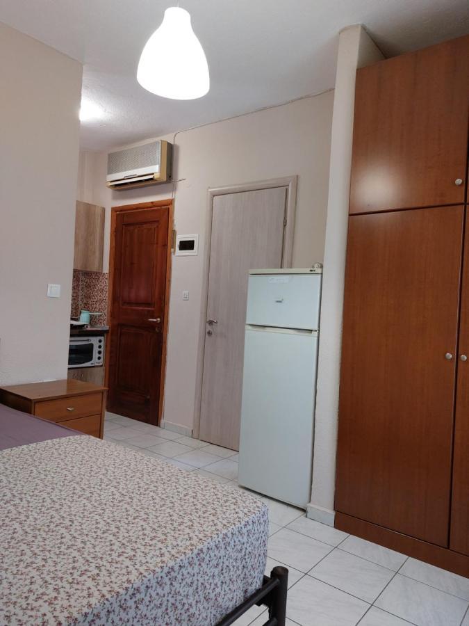 Athina Vourvourou Apartments Exterior photo